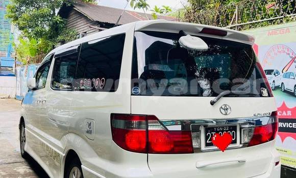 Buy Used Toyota Alphard White Car in Bogale in Ayeyarwady Buy Used Toyota Alphard White Car in Bogale in Ayeyarwady
