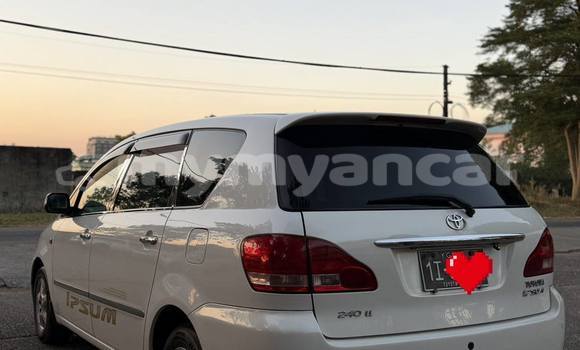 Buy Used Toyota Ipsum White Car in Banmo in Kachin Buy Used Toyota Ipsum White Car in Banmo in Kachin