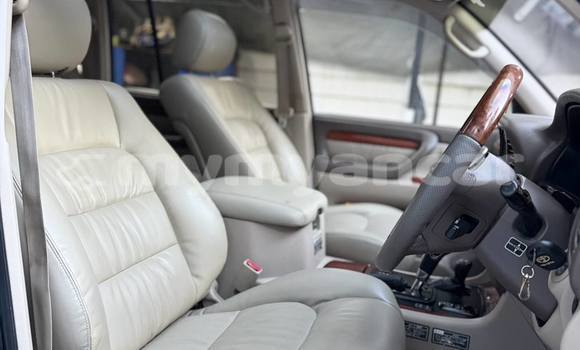 Buy Used Toyota Land Cruiser Black Car in Chauk in Magway Buy Used Toyota Land Cruiser Black Car in Chauk in Magway