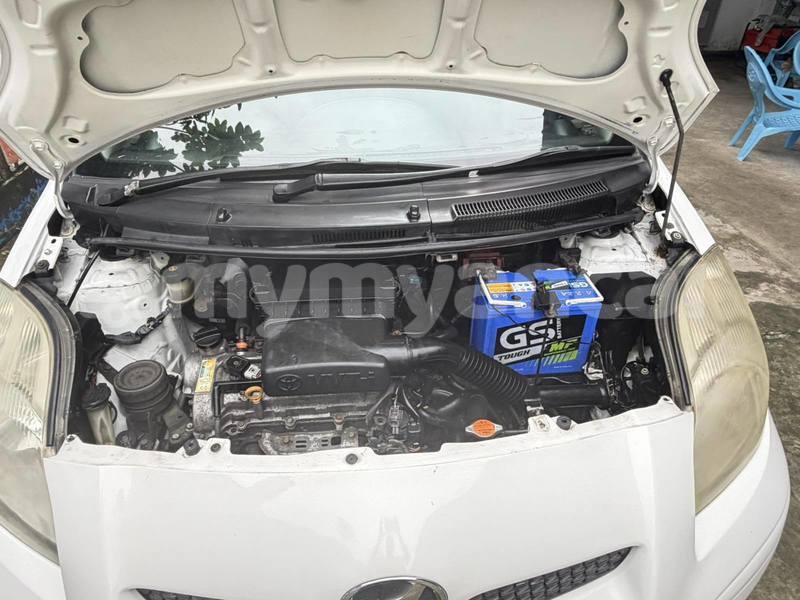 Big with watermark toyota vitz kachin banmo 4943