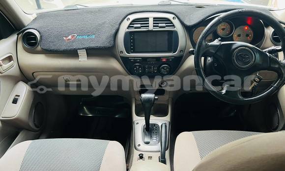 Buy Used Toyota RAV4 White Car in Chauk in Magway Buy Used Toyota RAV4 White Car in Chauk in Magway