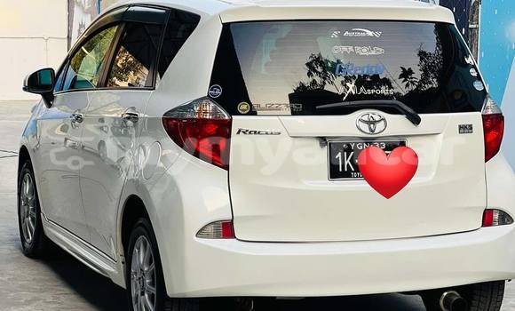 Buy Used Toyota Ractis White Car in Dawei in Tanintharyi Buy Used Toyota Ractis White Car in Dawei in Tanintharyi