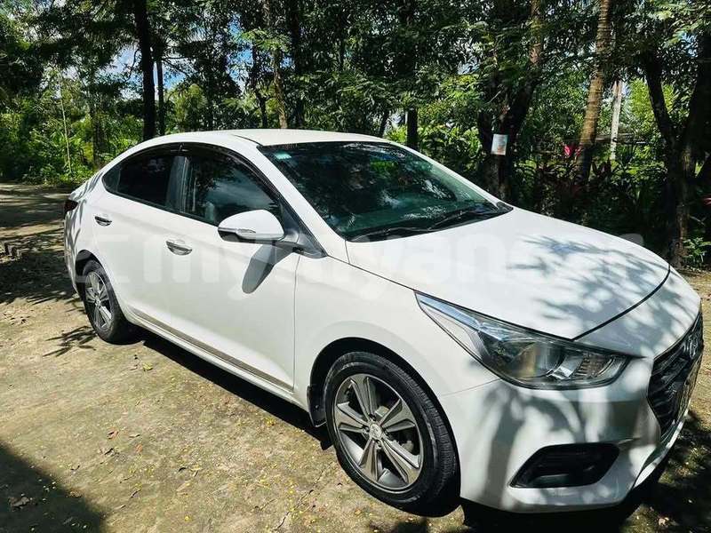 Big with watermark hyundai accent kachin banmo 4957