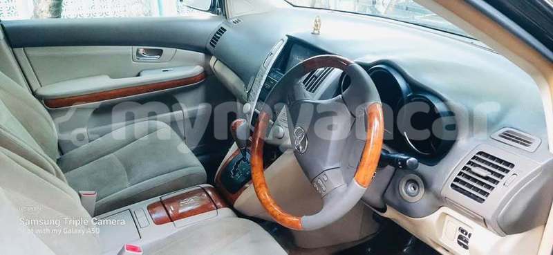 Big with watermark toyota harrier bago bago 4960