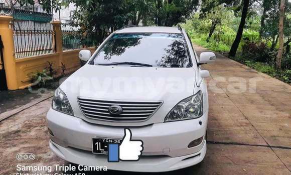 Buy Used Toyota Harrier White Car in Allanmyo in Magway Buy Used Toyota Harrier White Car in Allanmyo in Magway