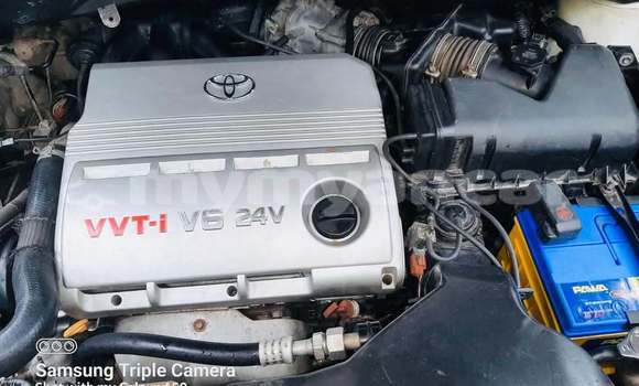 Buy Used Toyota Harrier White Car in Allanmyo in Magway Buy Used Toyota Harrier White Car in Allanmyo in Magway