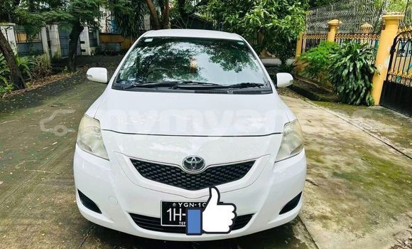 Buy Used Lexus GS White Car in Bogale in Ayeyarwady