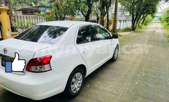 Buy Used Lexus GS White Car in Bogale in Ayeyarwady Buy Used Lexus GS White Car in Bogale in Ayeyarwady