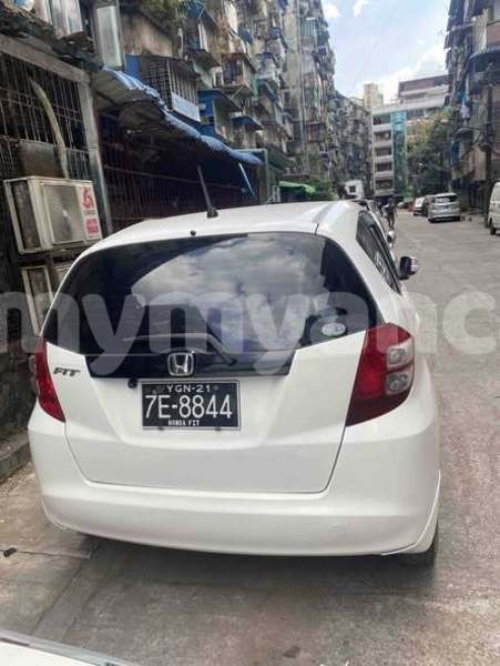 Big with watermark toyota alphard magway allanmyo 4967