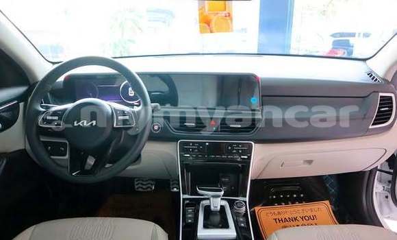 Buy Used Kia Sedona Other Car in Dawei in Tanintharyi Buy Used Kia Sedona Other Car in Dawei in Tanintharyi