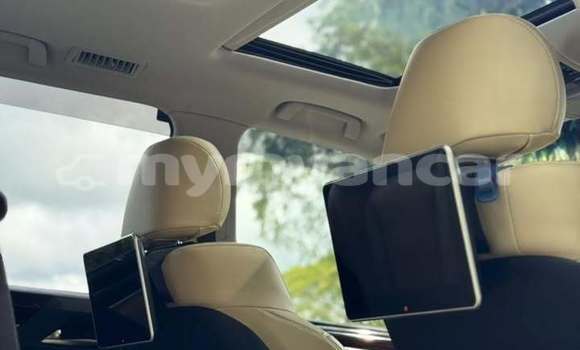 Buy Used Lexus LX 570 White Car in Yangon in Yangon Buy Used Lexus LX 570 White Car in Yangon in Yangon