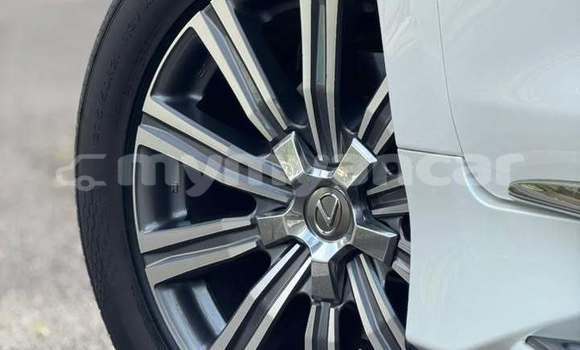 Buy Used Lexus LX 570 White Car in Yangon in Yangon Buy Used Lexus LX 570 White Car in Yangon in Yangon