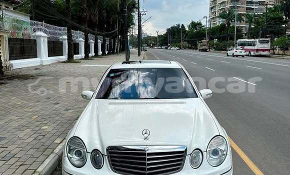 Buy Used Mercedes-Benz C–Class White Car in Banmo in Kachin