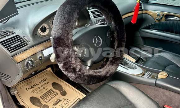 Buy Used Mercedes-Benz C–Class White Car in Banmo in Kachin Buy Used Mercedes-Benz C–Class White Car in Banmo in Kachin