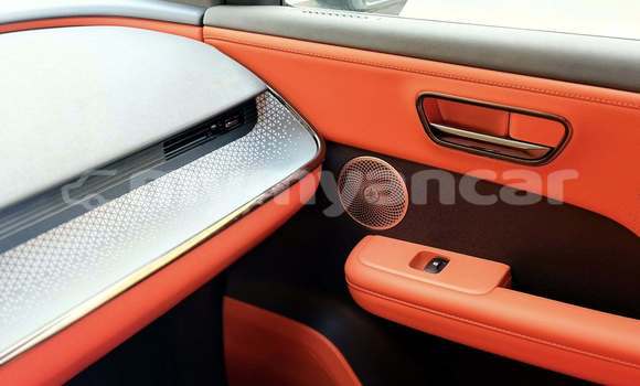 Buy Used Toyota Blizzard White Car in Bogale in Ayeyarwady Buy Used Toyota Blizzard White Car in Bogale in Ayeyarwady