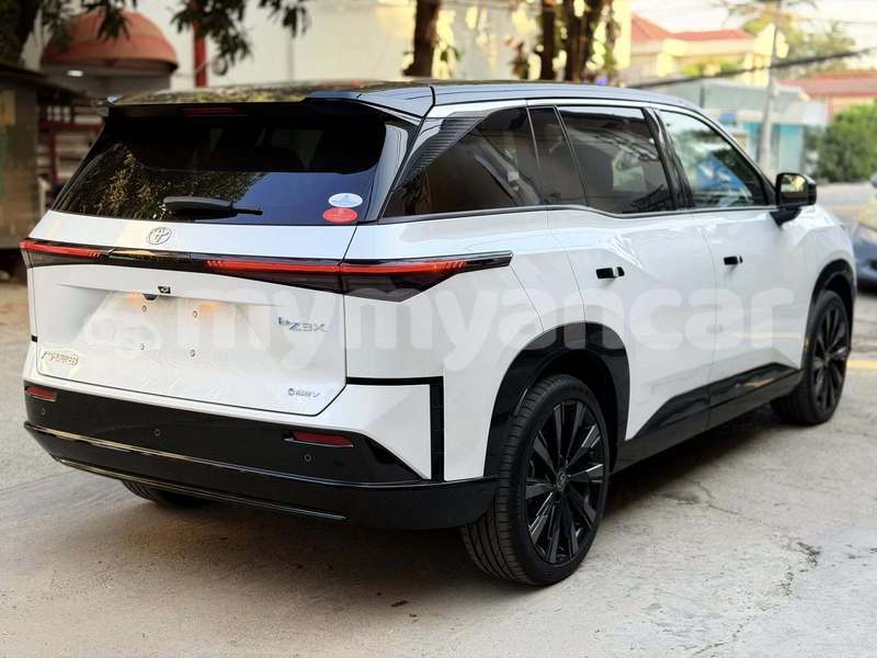 Big with watermark toyota blizzard ayeyarwady bogale 5038