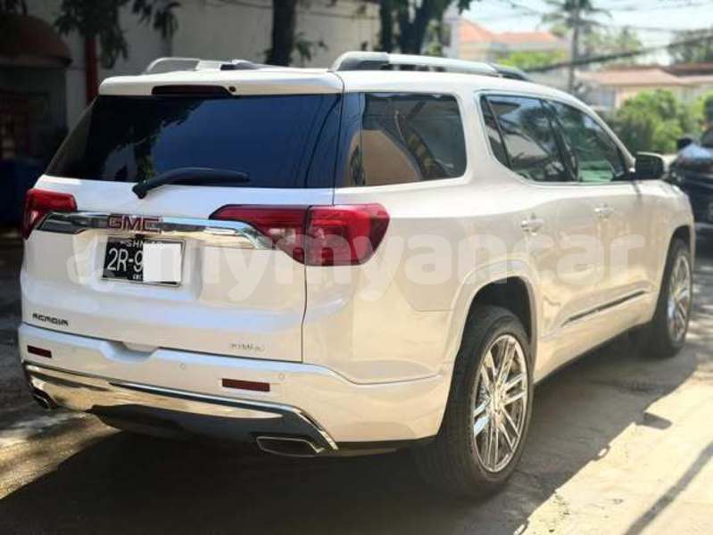 Big with watermark gmc acadia kachin banmo 5076