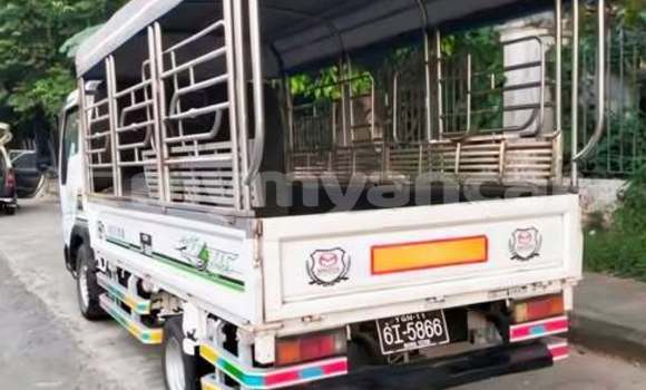 အသုံးပြုခံ့ Mazda Tribute Other ကား Yangon Yangon အသုံးပြုခံ့ Mazda Tribute Other ကား Yangon Yangon