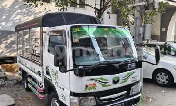 အသုံးပြုခံ့ Mazda Tribute Other ကား Yangon Yangon အသုံးပြုခံ့ Mazda Tribute Other ကား Yangon Yangon