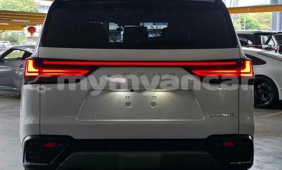 အသုံးပြုခံ့ Lexus LX White ကား Yangon Yangon အသုံးပြုခံ့ Lexus LX White ကား Yangon Yangon