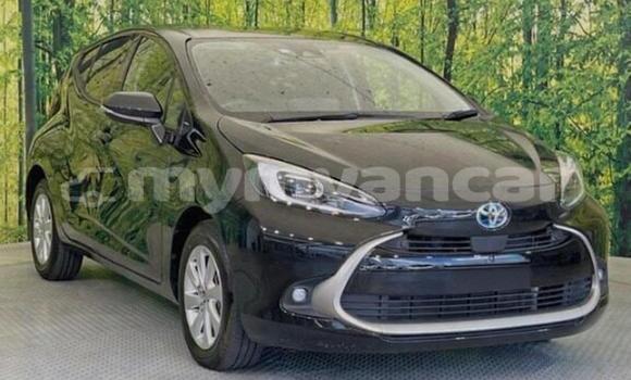 အသုံးပြုခံ့ Toyota Aqua Silver ကား Yangon Yangon အသုံးပြုခံ့ Toyota Aqua Silver ကား Yangon Yangon