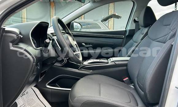 အသုံးပြုခံ့ Hyundai Tucson White ကား Dawei Tanintharyi အသုံးပြုခံ့ Hyundai Tucson White ကား Dawei Tanintharyi