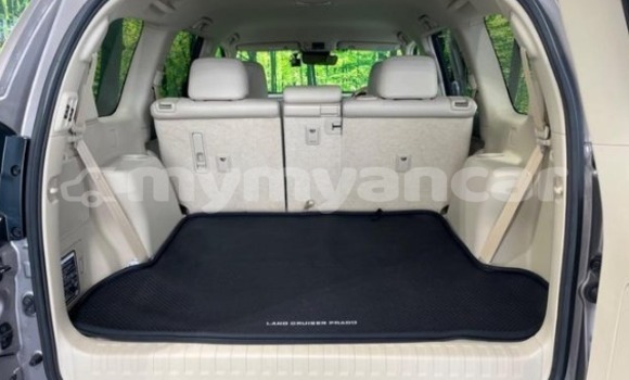 အသုံးပြုခံ့ Toyota Land Cruiser Prado Black ကား Yangon Yangon အသုံးပြုခံ့ Toyota Land Cruiser Prado Black ကား Yangon Yangon