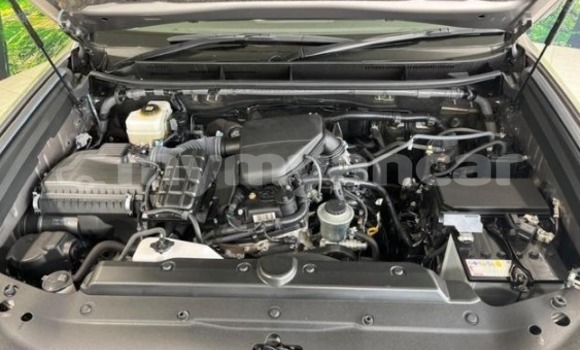 အသုံးပြုခံ့ Toyota Land Cruiser Prado Black ကား Yangon Yangon အသုံးပြုခံ့ Toyota Land Cruiser Prado Black ကား Yangon Yangon