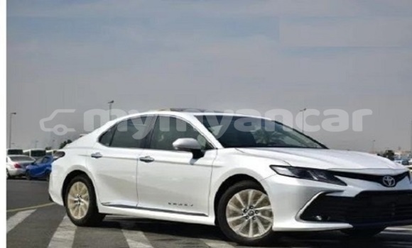Buy Used Toyota Camry White Car in Dawei in Tanintharyi Buy Used Toyota Camry White Car in Dawei in Tanintharyi