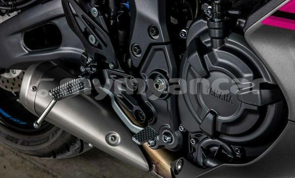 အသုံးပြုခံ့ Yamaha YZF Black စက်ဘီး Yangon Yangon အသုံးပြုခံ့ Yamaha YZF Black စက်ဘီး Yangon Yangon