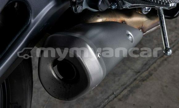 အသုံးပြုခံ့ Yamaha YZF Black စက်ဘီး Yangon Yangon အသုံးပြုခံ့ Yamaha YZF Black စက်ဘီး Yangon Yangon