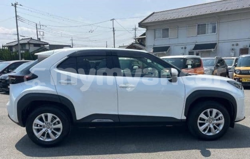 Big with watermark toyota yaris bago tharrawaddy 5123