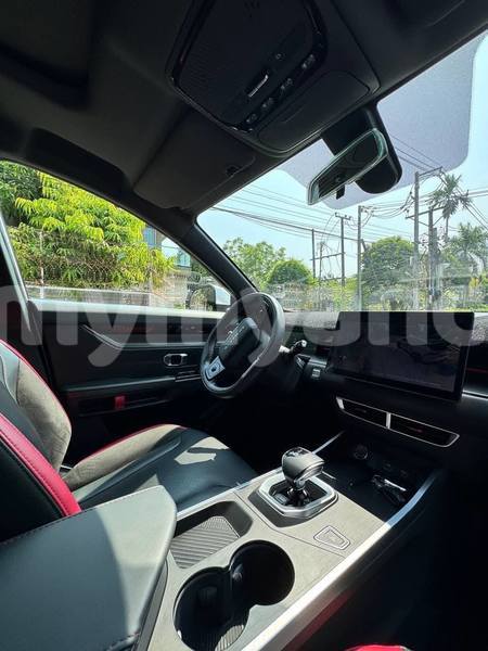 Big with watermark jeep cherokee ayeyarwady myanaung 5141