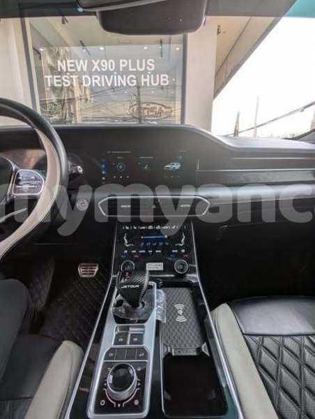 Big with watermark range rover range rover ayeyarwady myanaung 5143