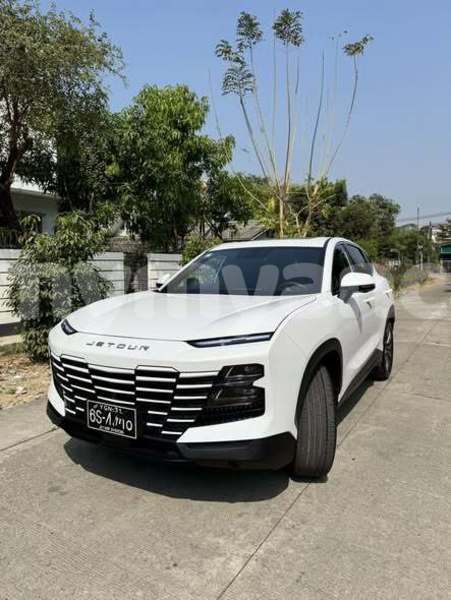 Big with watermark jeep cherokee ayeyarwady myanaung 5151