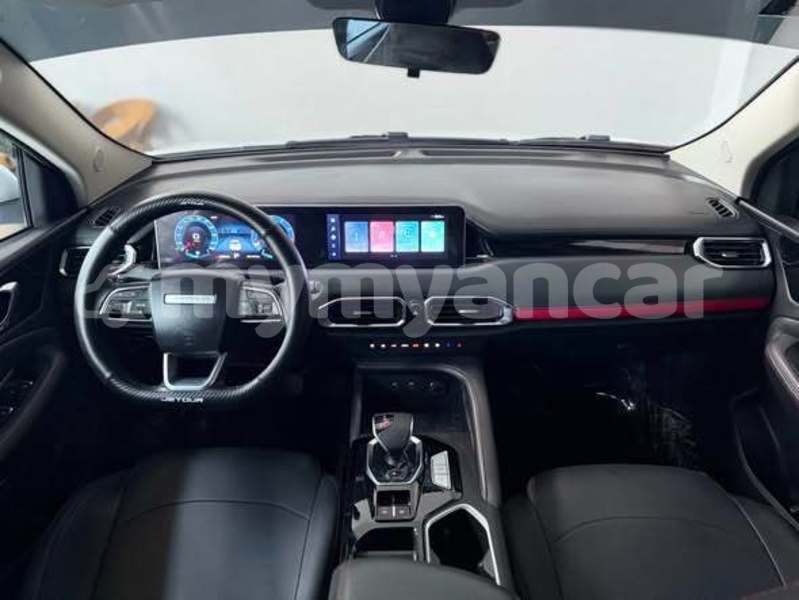 Big with watermark jeep cherokee kachin banmo 5155