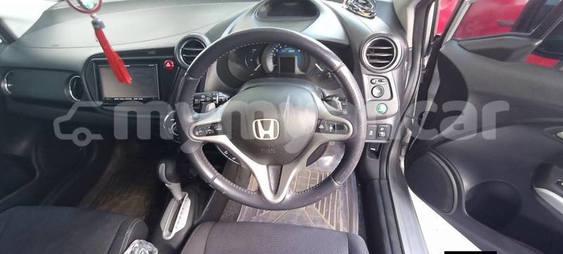 Big with watermark honda insight mon kyaikto 5157