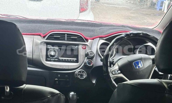 Buy Used Honda FIT Blue Car in Bogale in Ayeyarwady Buy Used Honda FIT Blue Car in Bogale in Ayeyarwady