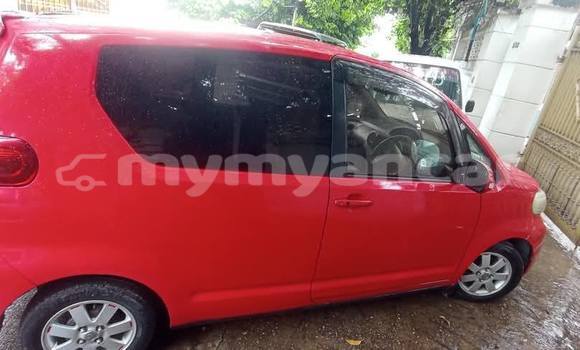Buy Used Toyota Porte Red Car in Banmo in Kachin Buy Used Toyota Porte Red Car in Banmo in Kachin