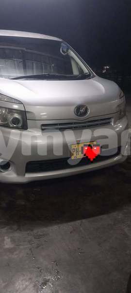 Big with watermark toyota voxy kachin banmo 5184