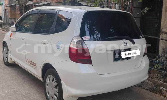 Buy Used Honda FIT White Car in Bago in Bago Buy Used Honda FIT White Car in Bago in Bago