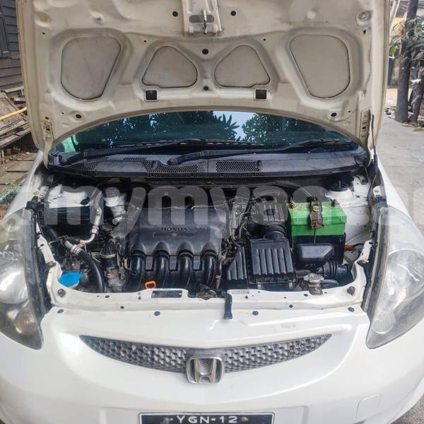 Big with watermark honda fit bago bago 5190