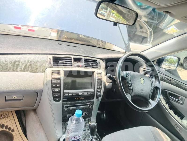 Big with watermark toyota crown rakhine arakan 5198