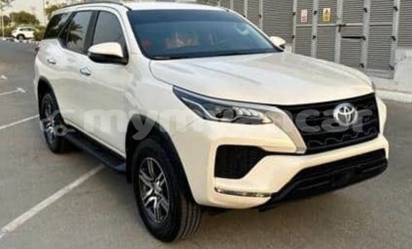 Buy Used Toyota Fortuner White Car in Dawei in Tanintharyi