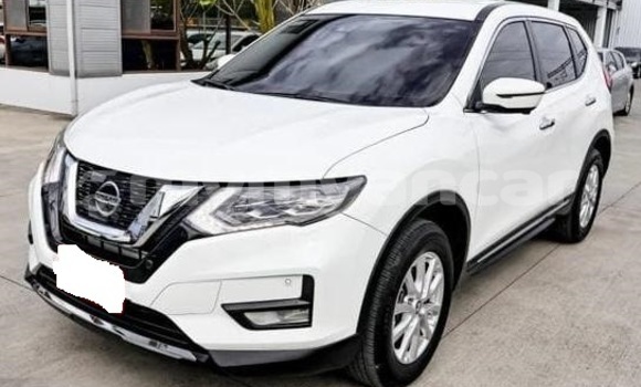 Buy Used Nissan X–Trail White Car in Dawei in Tanintharyi