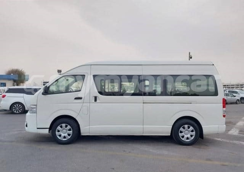 Big with watermark toyota hiace kachin banmo 5224