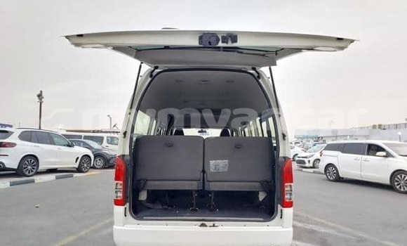 Acheter Occasion Voiture Toyota Hiace Blanc à Banmo, #<Region:0x000000000b1c4b88> Acheter Occasion Voiture Toyota Hiace Blanc à Banmo, #<Region:0x000000000b1c4b88>