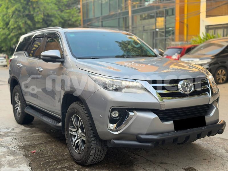 Big with watermark toyota fortuner bago bago 5257