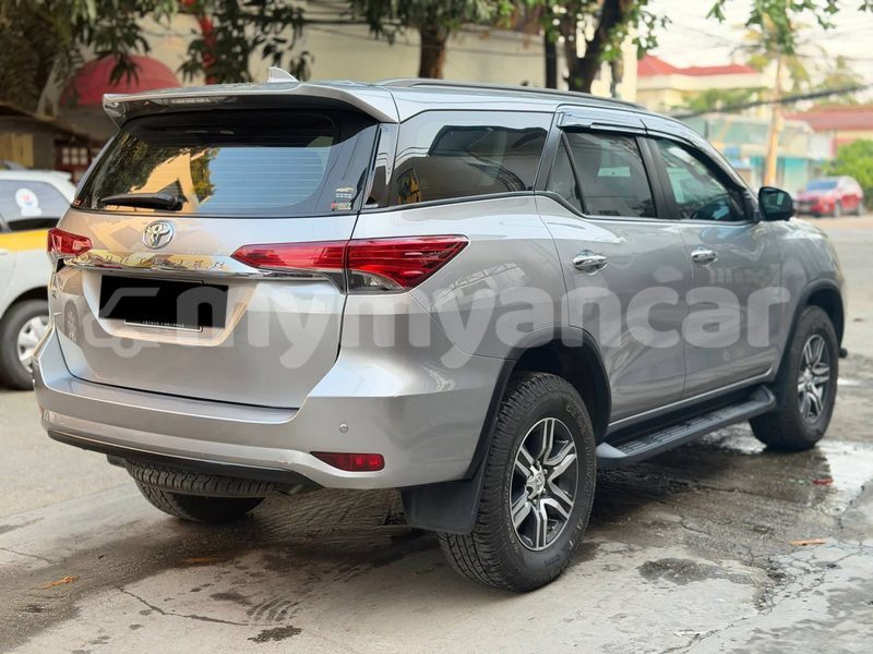 Big with watermark toyota fortuner bago bago 5257