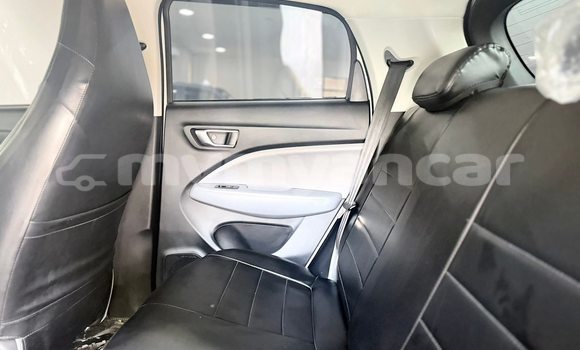 Buy Used Bentley Bentayga White Car in Banmo in Kachin Buy Used Bentley Bentayga White Car in Banmo in Kachin